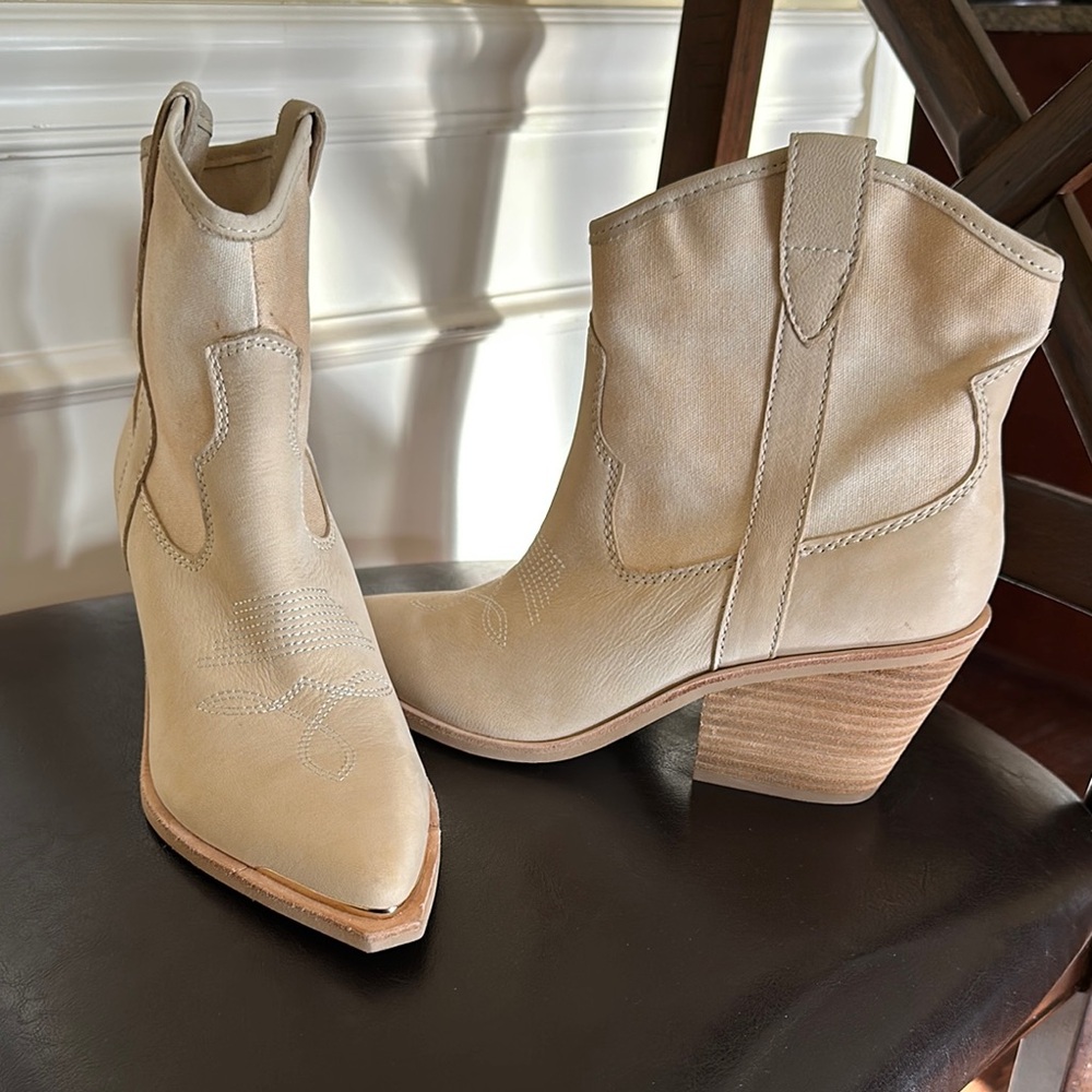 Women's Cream Western Ankle Boots